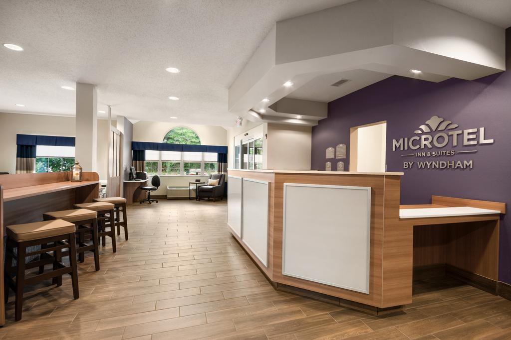 Microtel Inn & Suites By Wyndham Lynchburg Exterior foto
