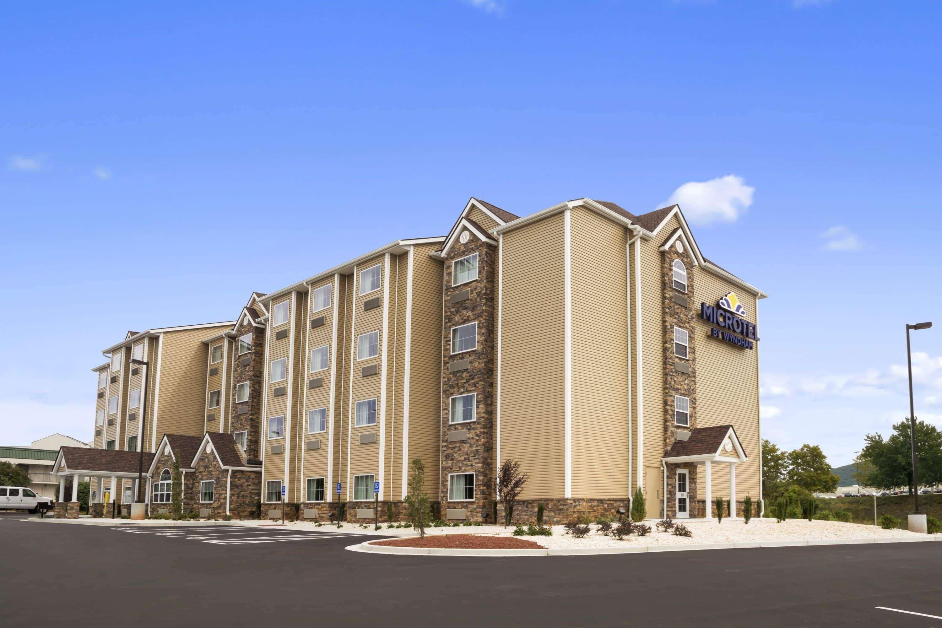 Microtel Inn & Suites By Wyndham Lynchburg Exterior foto